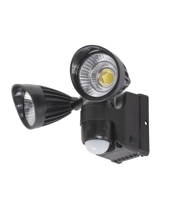 Airam Garage pir-valaisin Runko: Muovia Valonlahde: 2 x 3 W COB LED Valoteho: 400LM Paristot: 6xAA (ei sisally)