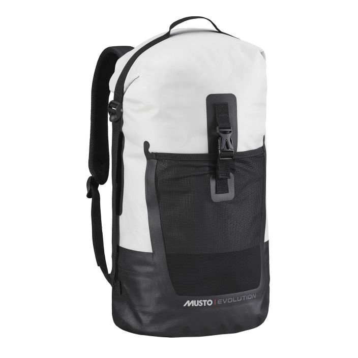 Musto Evolution 40L Dry Carryall Reppu Vedenpitava TPU-taustainen nylonkuori. Tilavuus 40 litraa