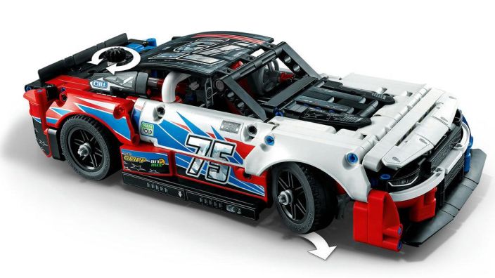 Lego Technic NASCAR® Next Gen Chevrolet Camaro ZL1 • NASCAR®-kerailyesine – Yli 9-vuotiaille kilpa-autofaneille on luvassa