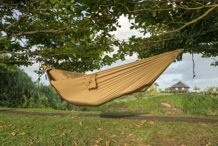 Ticket To The Moon Compact Hammock Brown Single. Ruskea Alkuperaisvalmistajan Compact Hammock on entistakin