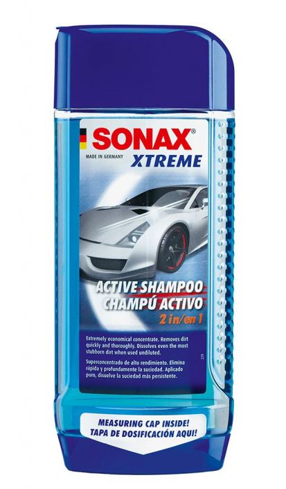 Sonax Xtreme 2in1 tehoshampoo 500ml Erittain riittoisa supertiiviste, puhdistaa lian nopeasti ja tehokkaasti auton