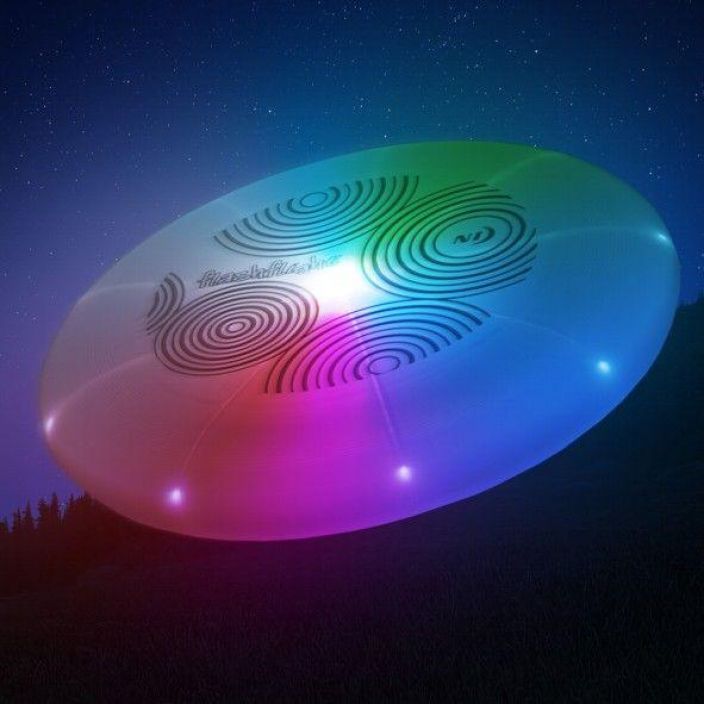 Nite Ize Flashflight LED Frisbeegolf kiekko DiscO select Led-valolla varustettu frisbeegolf kiekko. Voit valita kuudesta eri