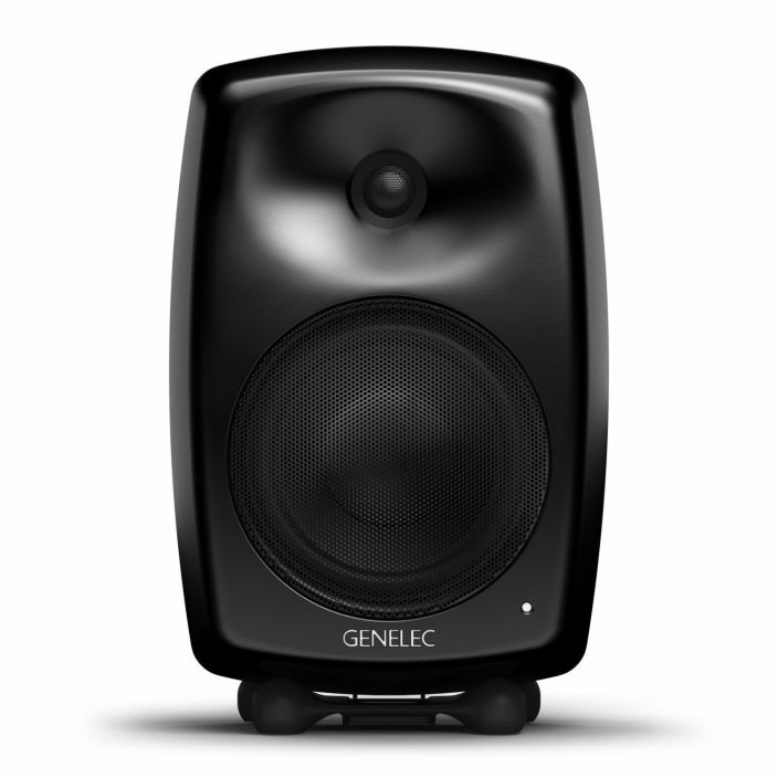 Genelec G Four B Black G Four-aktiivikaiutin tuo esiin kaikki audiomateriaalin yksityiskohdat ja nyanssit. Taman