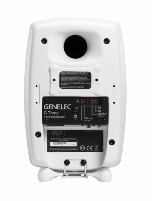 Genelec G Three B White G Threen muotoilu ja suorituskyky ovat tehneet siita erittain suositun mallin sisustusystavallista