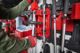 Milwaukee Packout järjestelmän teline pitkille työkaluille