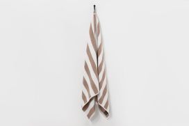 Fanni K Pyyhe Hanko 70x140cm Hiekka