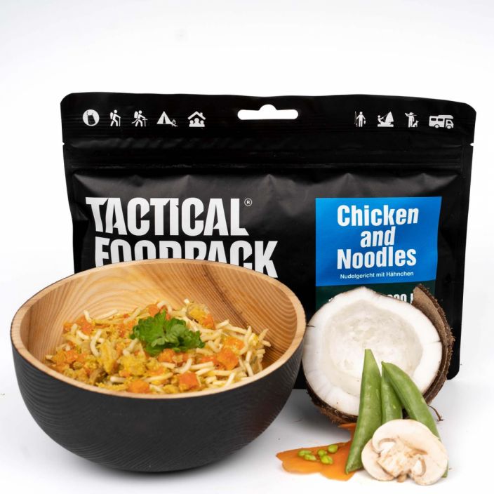 Tactical Foodpack Kana-nuutelivuoka 115g retkiateria Nuutelit ja paistettu kana, jossa kookosmaito ja erilaiset mausteet