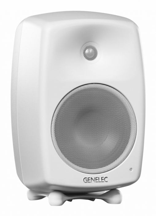 Genelec G Four B White G Four-aktiivikaiutin tuo esiin kaikki audiomateriaalin yksityiskohdat ja nyanssit. Taman