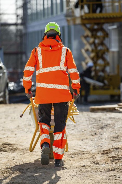 MASCOT miesten Kuoritakki ACCELERATE SAFE hi-vis keltainen/musta Hengittava, tuulen- ja vedenpitava teipatuilla saumoilla.