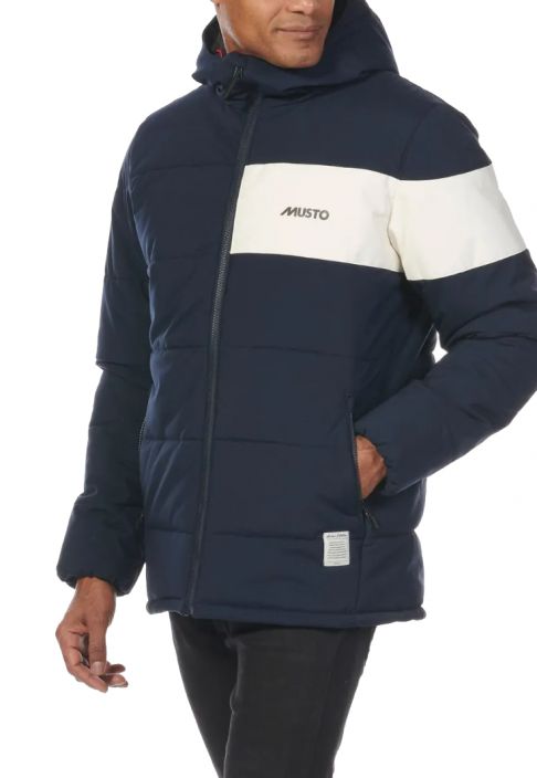 Musto miesten 64 puffer takki navy Kuori: 100% polyesteri - Eristysrunko: 100% polyesteri (kierratetty) - Vuori: 100%