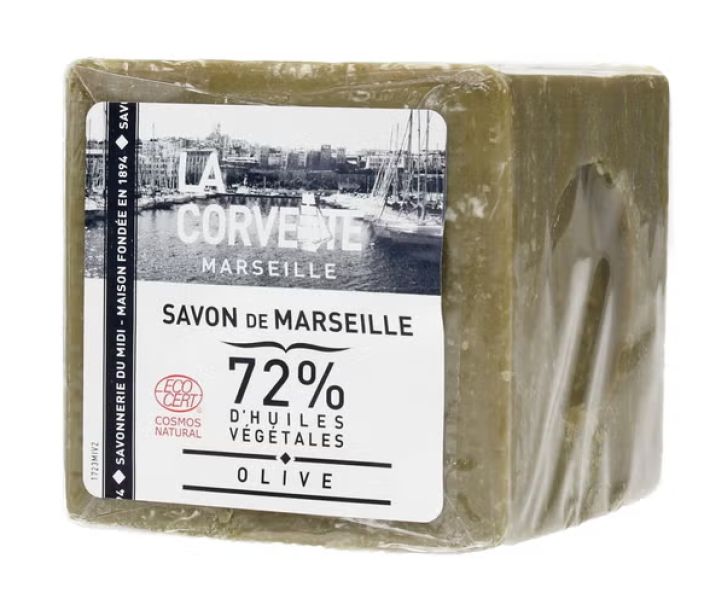 Marseille-palasaippua, olive 300 g, La Corvette Oliivi- ja kookosoljypohjainen Marseille-saippua, joka valmistetaan Ranskan Marseille-palasaippua, olive 300 g, La Corvette Oliivi- ja kookosoljypohjainen Marseille-saippua, joka valmistetaan Ranskan