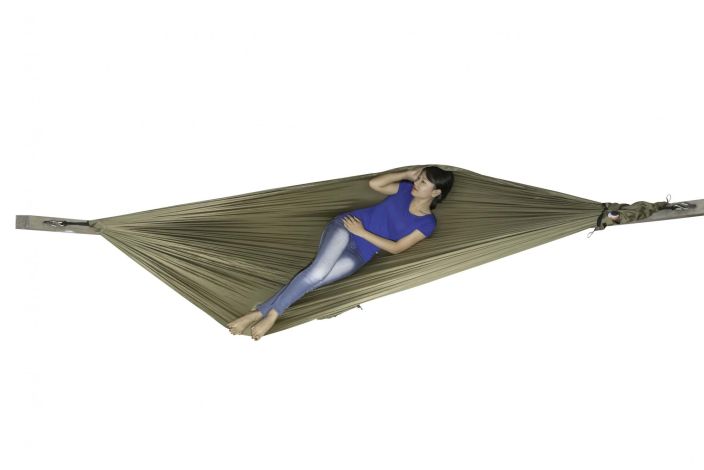 Ticket To The Moon Compact Hammock Brown Single. Ruskea Alkuperaisvalmistajan Compact Hammock on entistakin