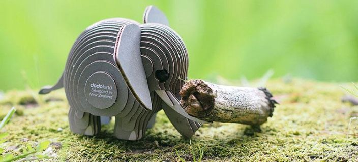 Eugy Elephant 3D palapeli Eugy on elainaiheinen 3D palapeli, jossa kokoat suloisia 3D elaimia ymparistoystavallisesta,