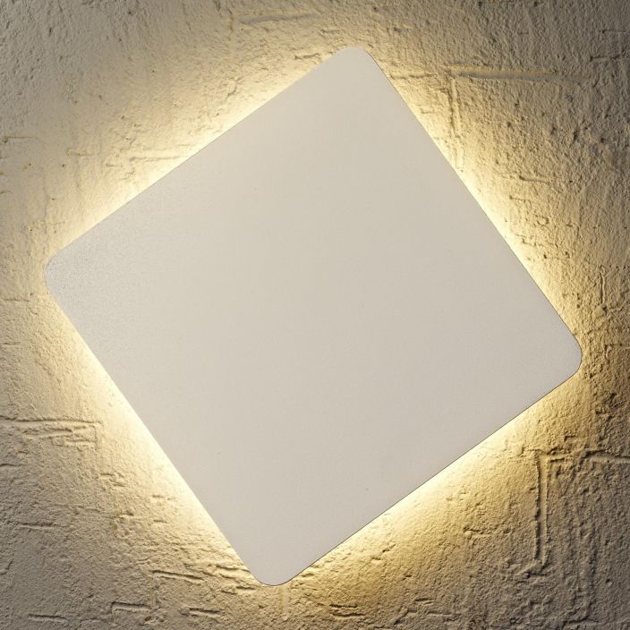 e.lite Bora Bora LED-seinavalaisin 12W valkoinen Bora Bora on laadukas LED-seinavalaisin, jossa on neliskulmainen muotoilu