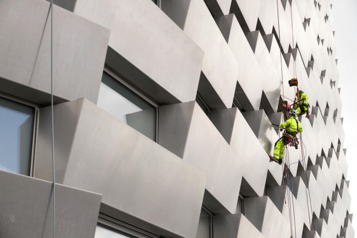 MASCOT naisten Takki ACCELERATE SAFE hi-vis keltainen/musta Suunniteltu ja muotoon ommeltu erityisesti naisille. Joustava