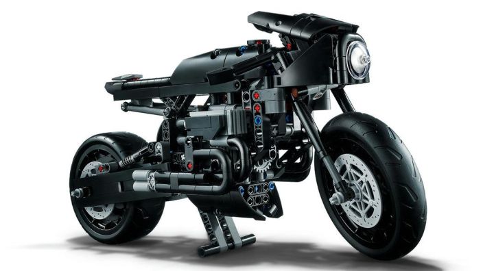 Lego Technic THE BATMAN – BATCYCLE™