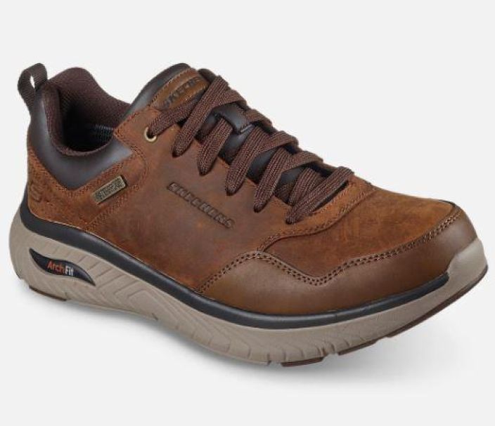 Skechers miesten Relaxed Fit: Arch Crosser - Ronaldo - Waterproof - Ruskea Vedenpitavaa ja kaytannollista kavelymukavuutta